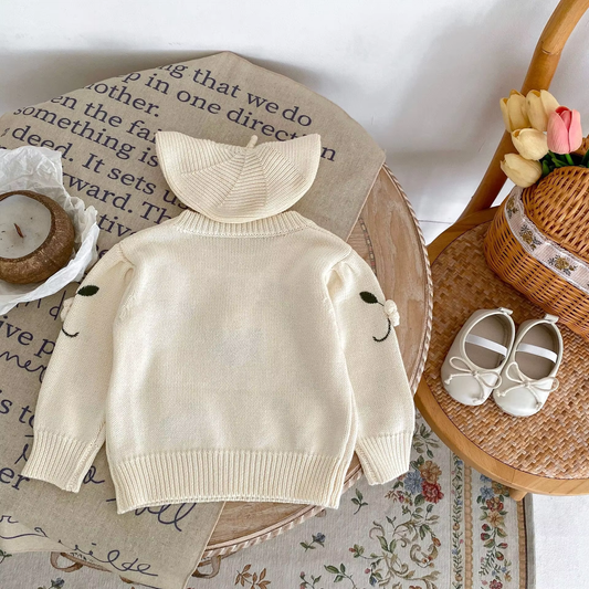 Adorable Newborn Knitted Cardigan with Woven Roses - Perfect for Winter Warmth