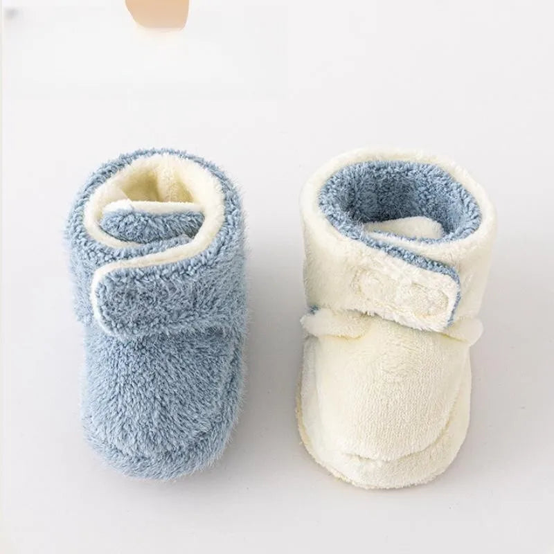 Warm Indoor walking shoes for babies
