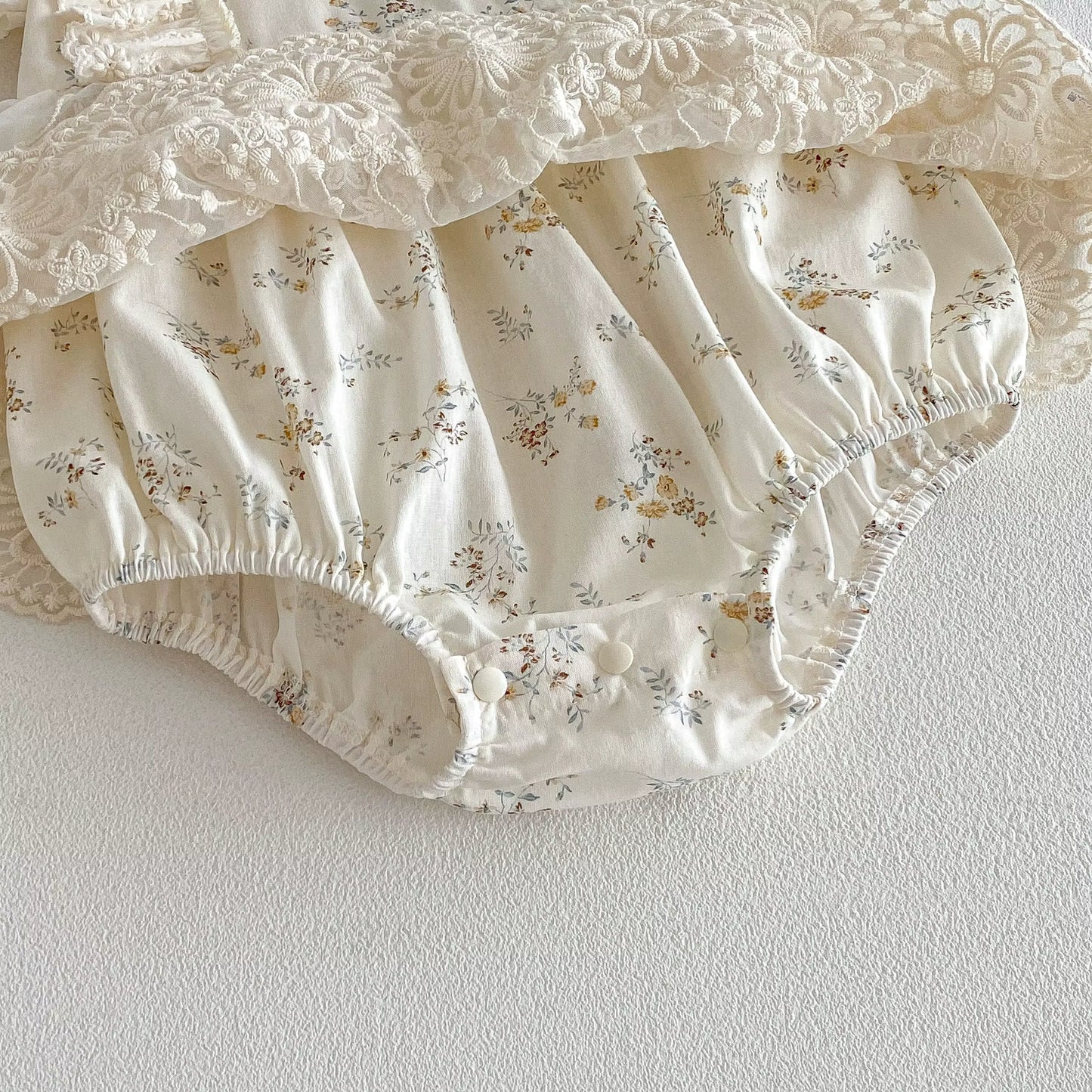 Ivory Daisy Lace Romper & Cap Set