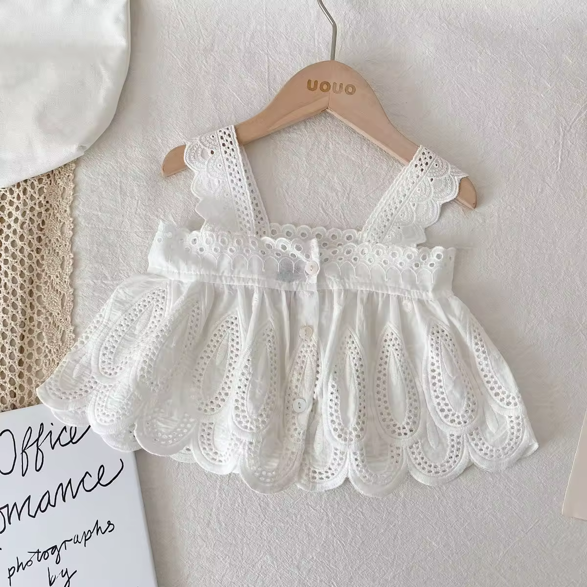 Adorable Summer Style: Toddler Suspender Top & Denim Shorts Set