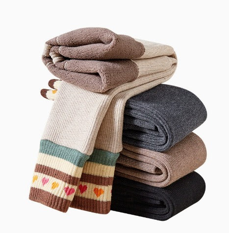 Winter Magic: 3-in-1 Fleece-Lined Leggings for Toddlers