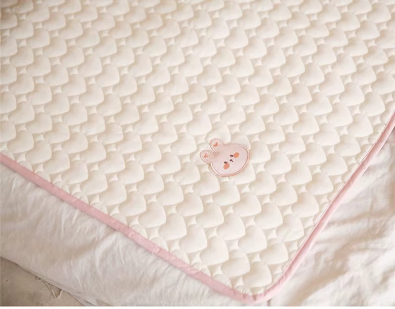 Change, play, and rest—All in one mat